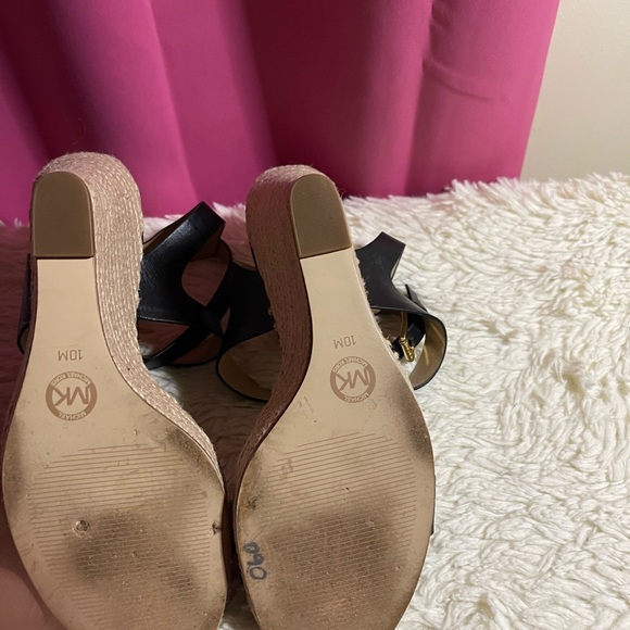 MK- Wedge Sandals - Picture 6 of 6